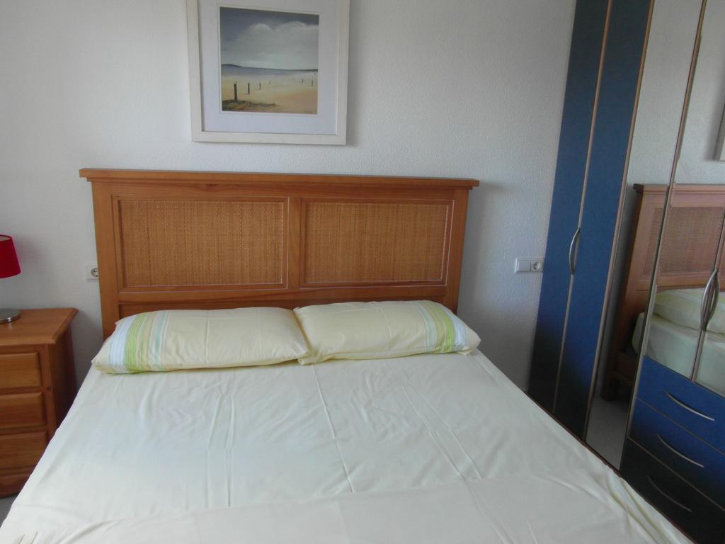Apartamento Apartamento Riomar Dénia Habitación foto