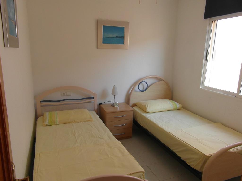Apartamento Apartamento Riomar Dénia Habitación foto